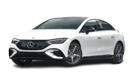 Mercedes-Benz EQE 500 4Matic (Automatisk, 300 kWt Electro)-udlejning i Alicante