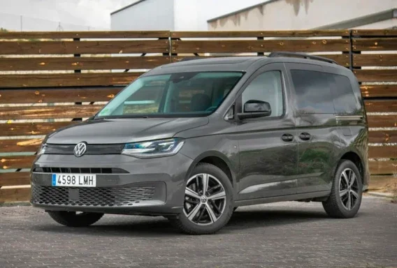 Volkswagen Caddy Maxi (Automat, 2.0 L, 7 sæder)