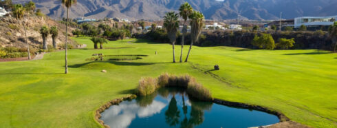 Golfbaner på Tenerife: En Hole-in-One-guide til golfentusiaster